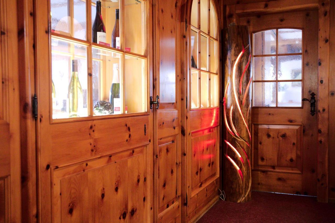 Kapuzinergarten Panoramahotel Breisach ภายนอก รูปภาพ
